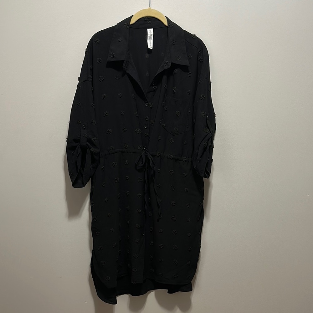 Women's Black Swiss Dot Swim Coverup - Picture 5 of 10